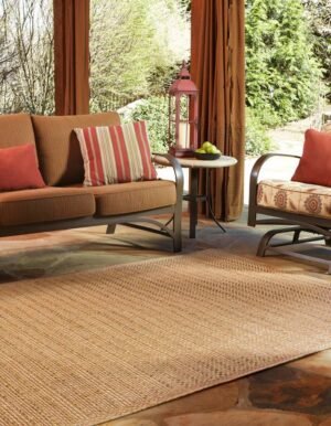 Detail image of  7' x 10'  Washable Border Indoor / Outdoor Rug