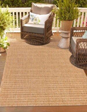 Detail image of  7' x 10'  Washable Border Indoor / Outdoor Rug