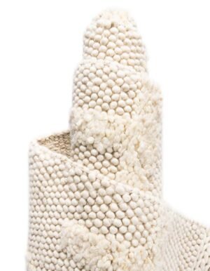 Detail image of  4' 1 x 6' 1  Hand Woven Lana New Zealand Wool Rug